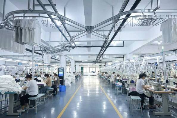 Guangzhou Odin Apparel Co., Ltd.， dây chuyền sản xuất của nhà sản xuất