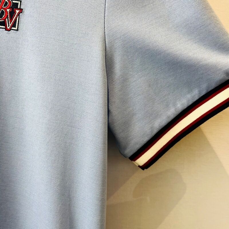 Áo polo nam màu xanh nhạt cổ tương phản & logo thêu phong cách công sở - Áo polo nam pique