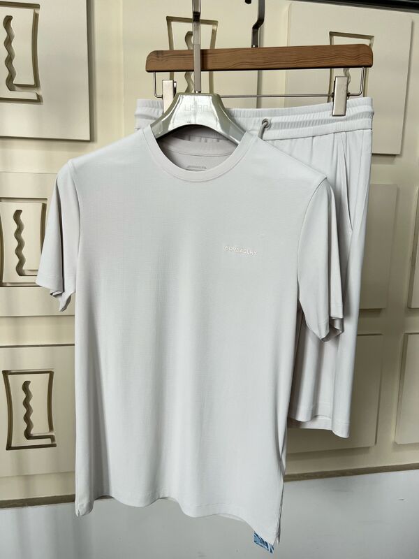 Đàn ông chất lượng cao thể dục chạy bộ quần ngắn Hít thở chất liệu khô nhanh Knee Length Summer Back Pocket Pocket Plain Design